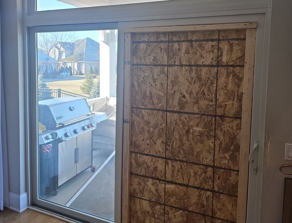 How to Board up a Window Right Now in 7 Quick Steps ServiceMaster