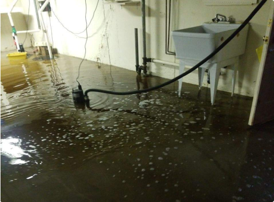 water damage signs Roscoe Village