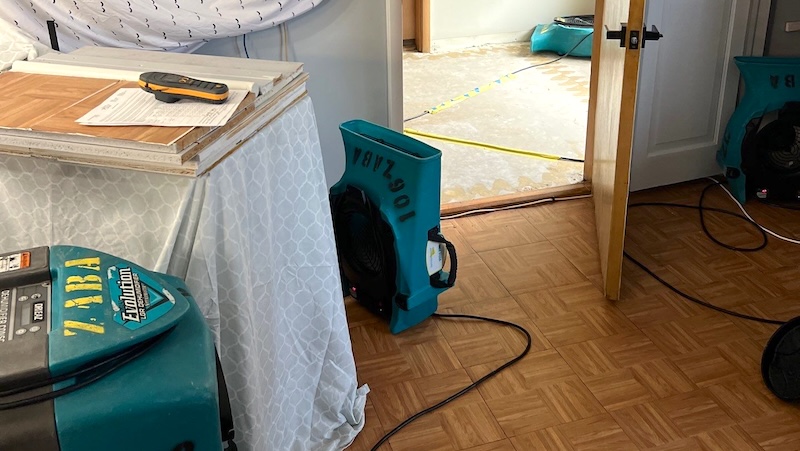 burst pipe water damage restoration lake bluff