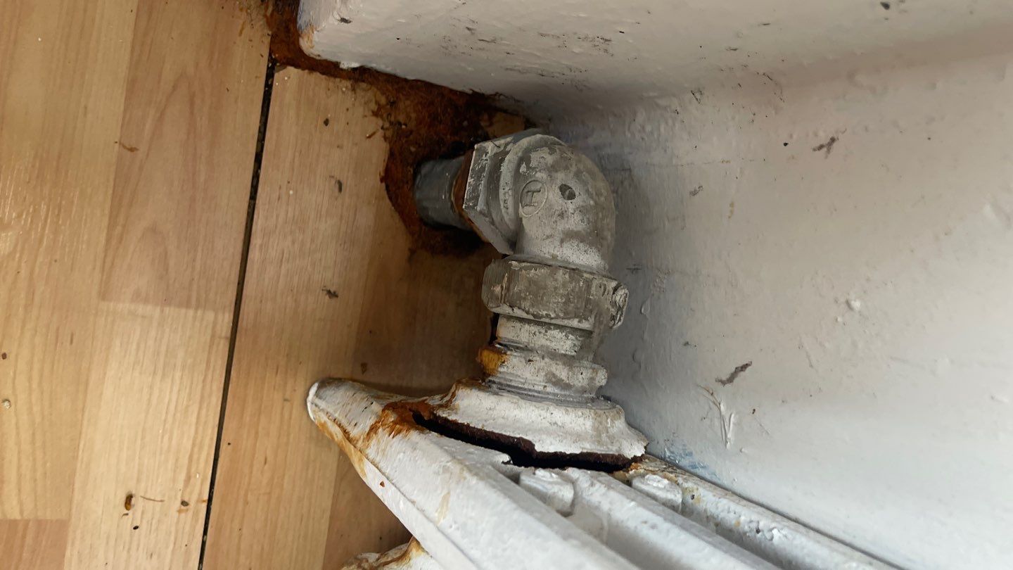 radiator leaking water in chicago