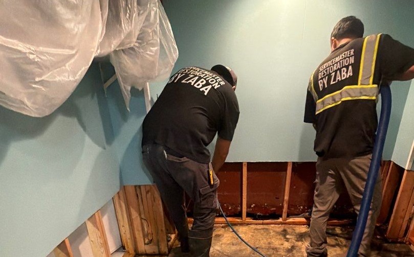 restoration after water damage in Chicago apartment